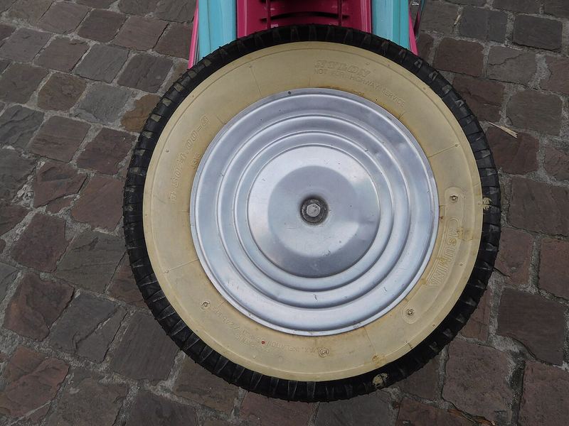 Wheel rim 12" with hub